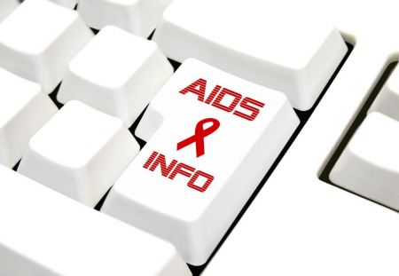 Tastertaur mit Aufschrift AIDS und Infos